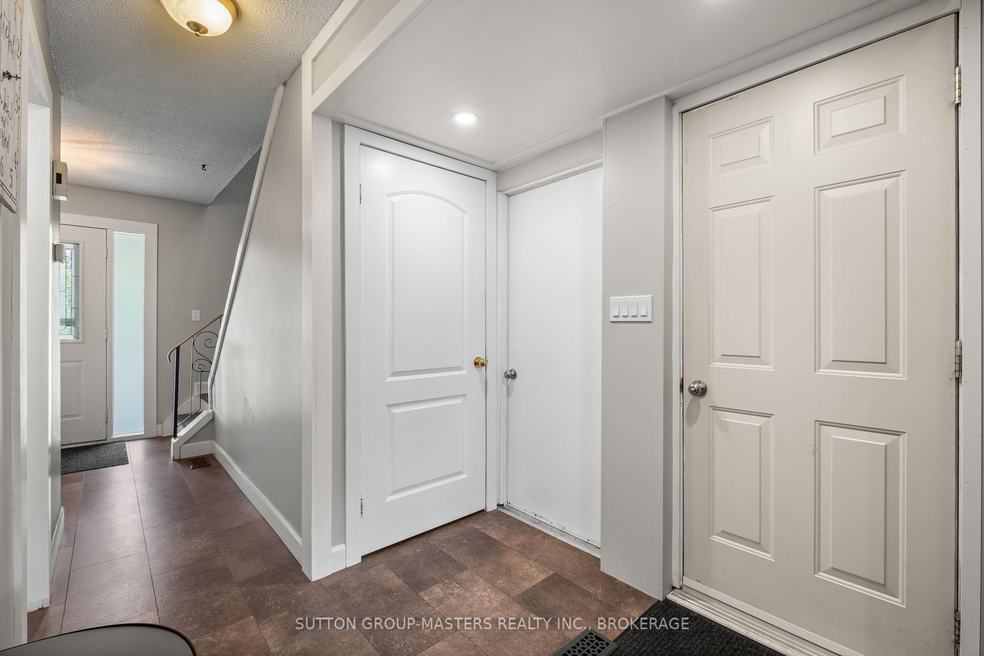 Photo 13 of 917 Atwood Place, Kingston, North of Taylor-Kidd Blvd — HOMEH