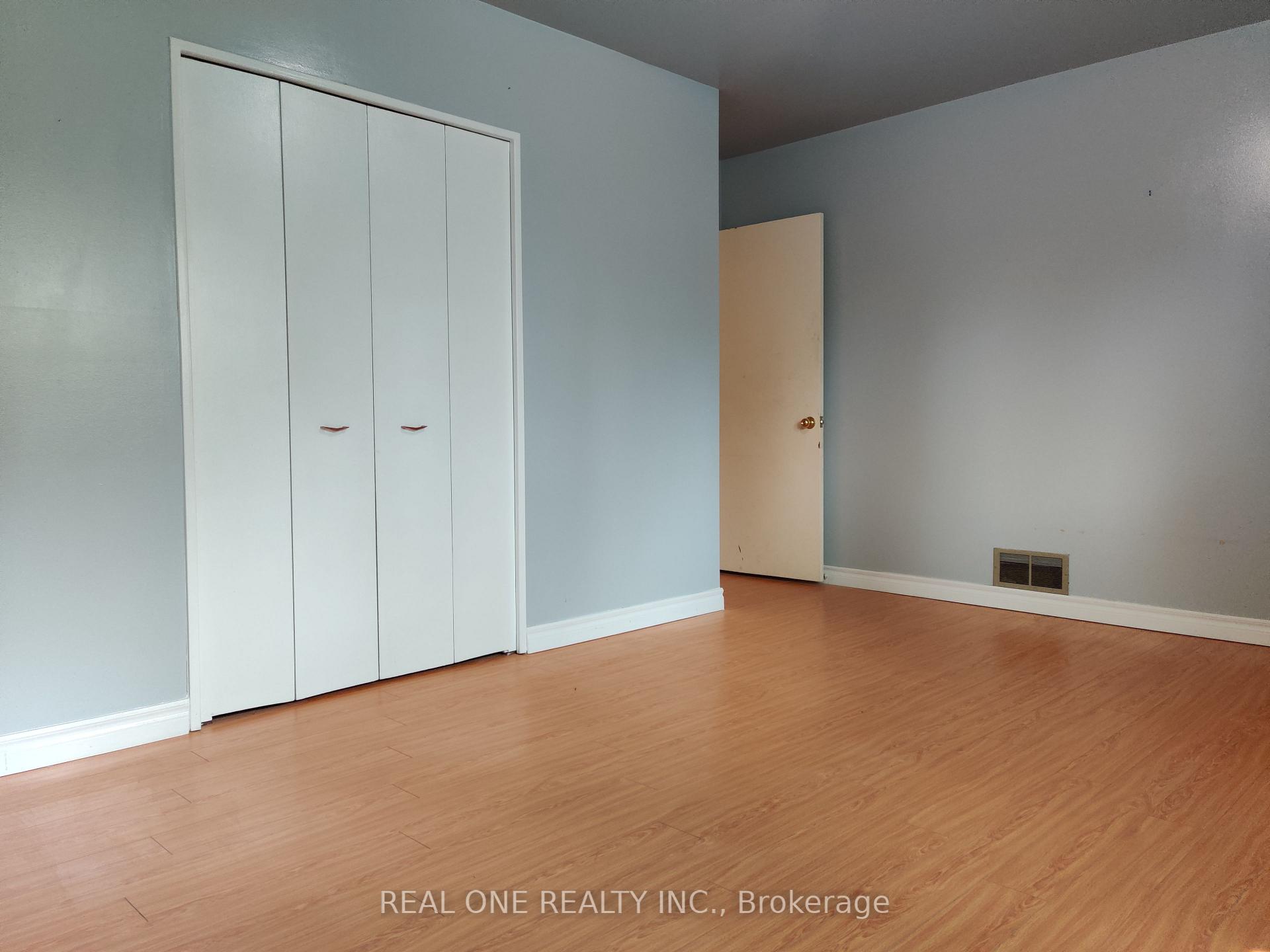 Photo 14 of Unit Back unit, 93 Southdale Drive, Markham, Bullock — HOMEH