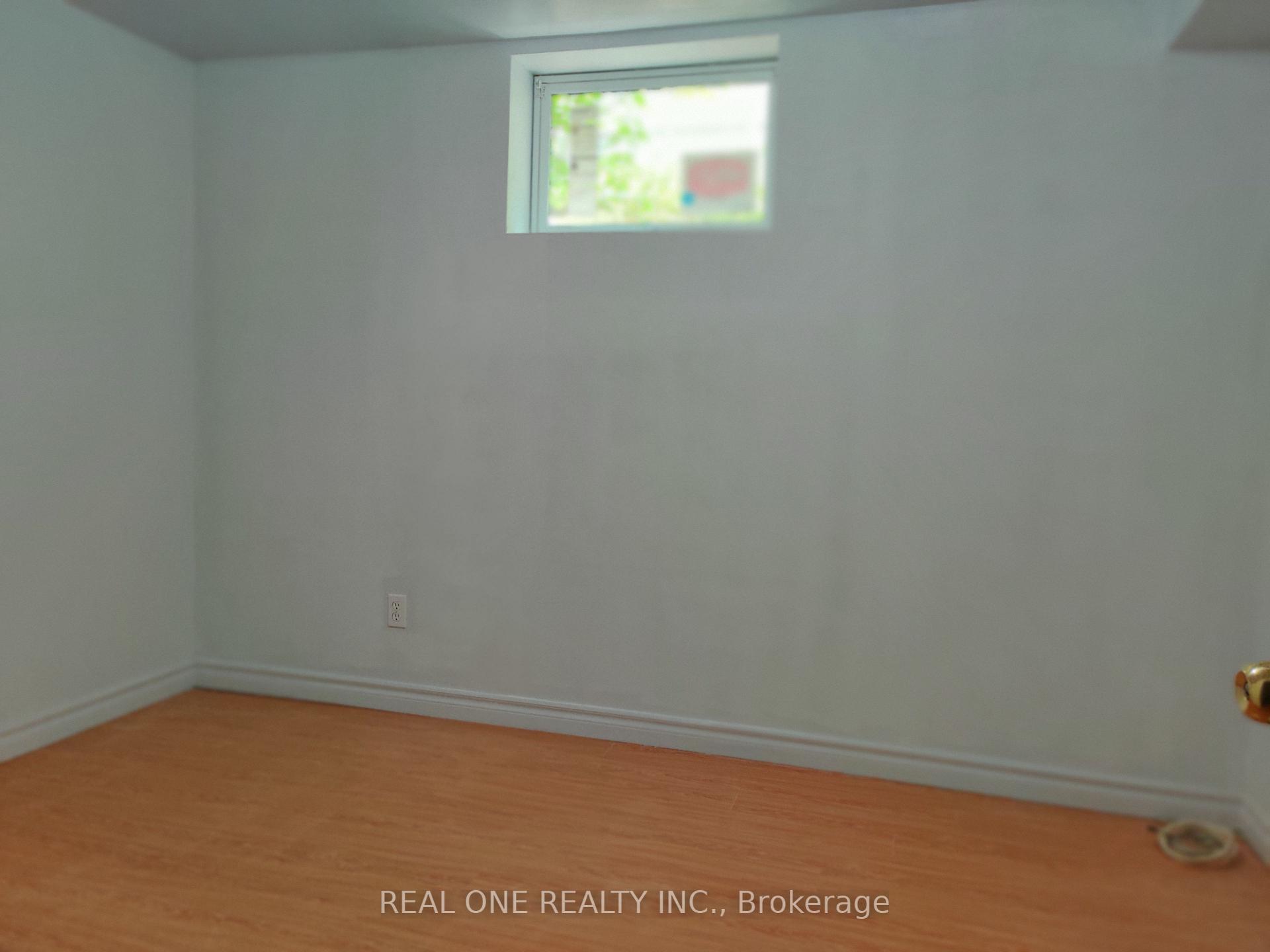 Photo 16 of Unit Back unit, 93 Southdale Drive, Markham, Bullock — HOMEH