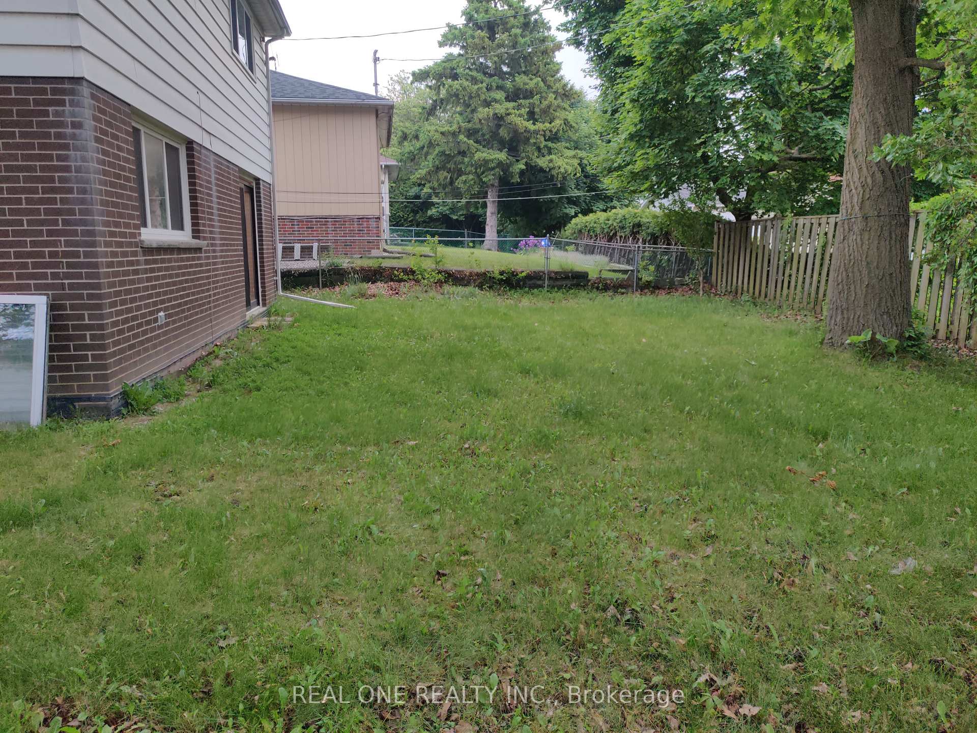 Photo 22 of Unit Back unit, 93 Southdale Drive, Markham, Bullock — HOMEH