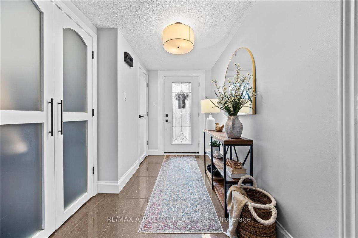 Photo 7 of 21 Cedarock Drive, Ottawa, Kanata - Bridlewood — HOMEH