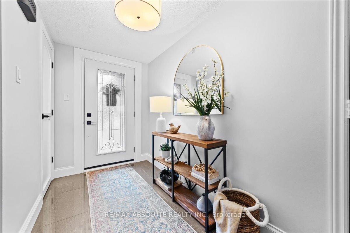 Photo 8 of 21 Cedarock Drive, Ottawa, Kanata - Bridlewood — HOMEH