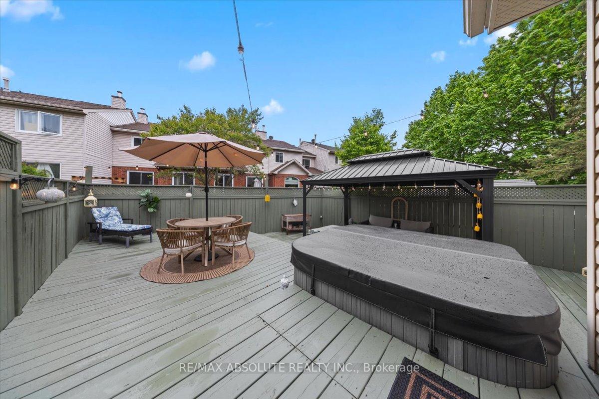 Photo 35 of 21 Cedarock Drive, Ottawa, Kanata - Bridlewood — HOMEH