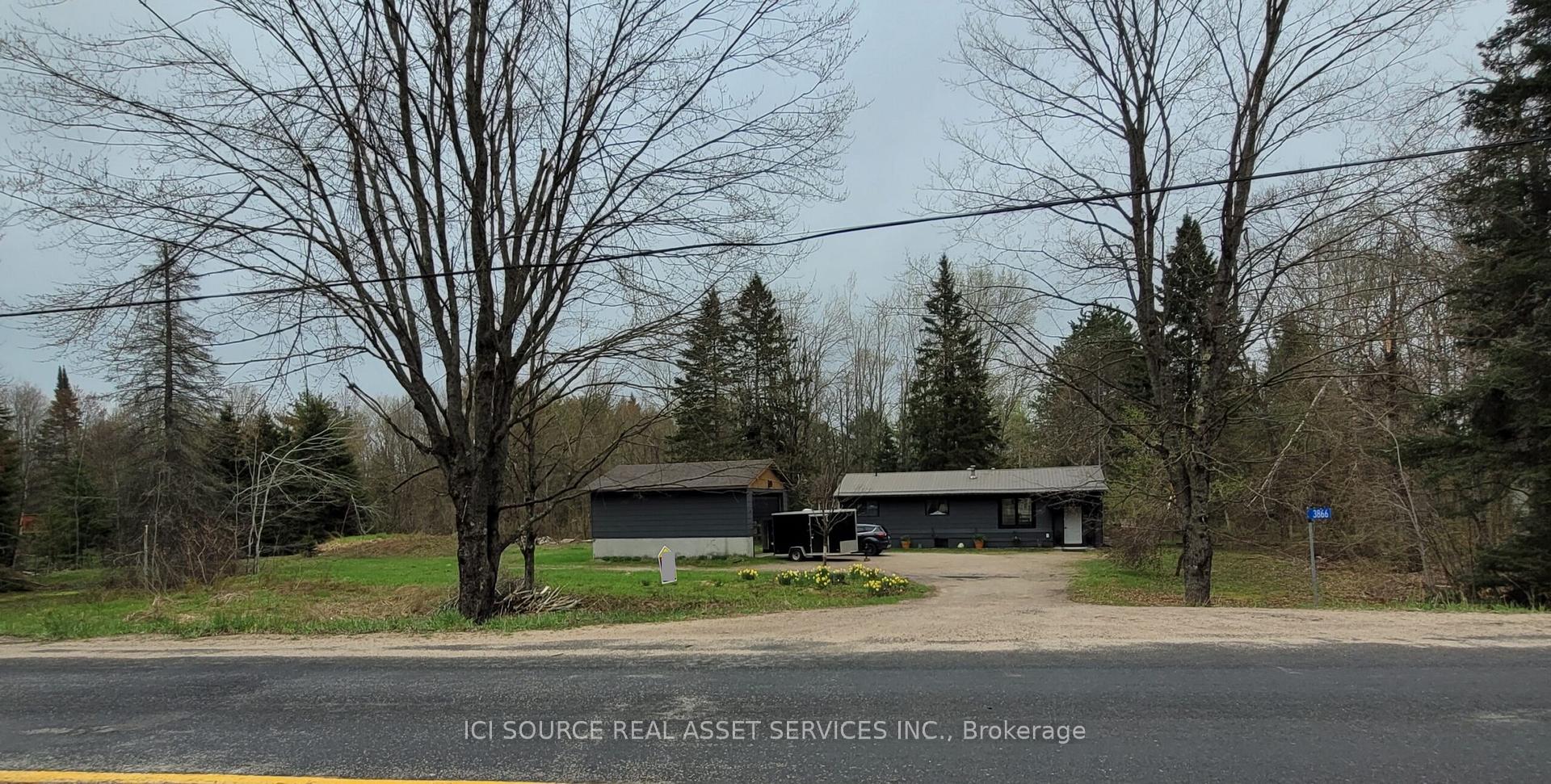 Front of 3866 Deep Bay Road