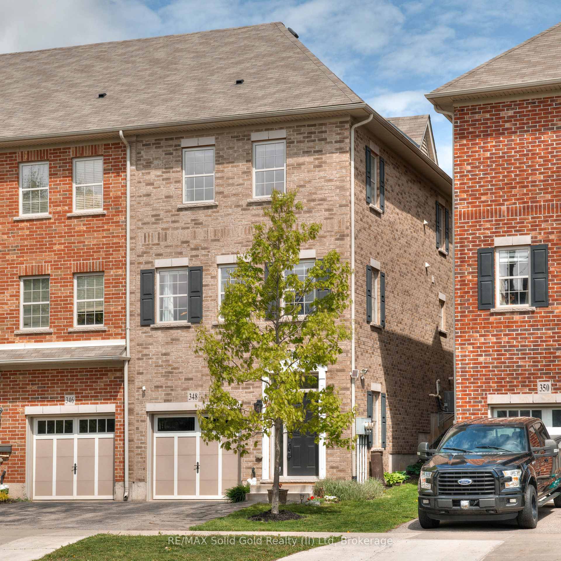 Photo 2 of 348 Louisa Street, Kitchener — HOMEH