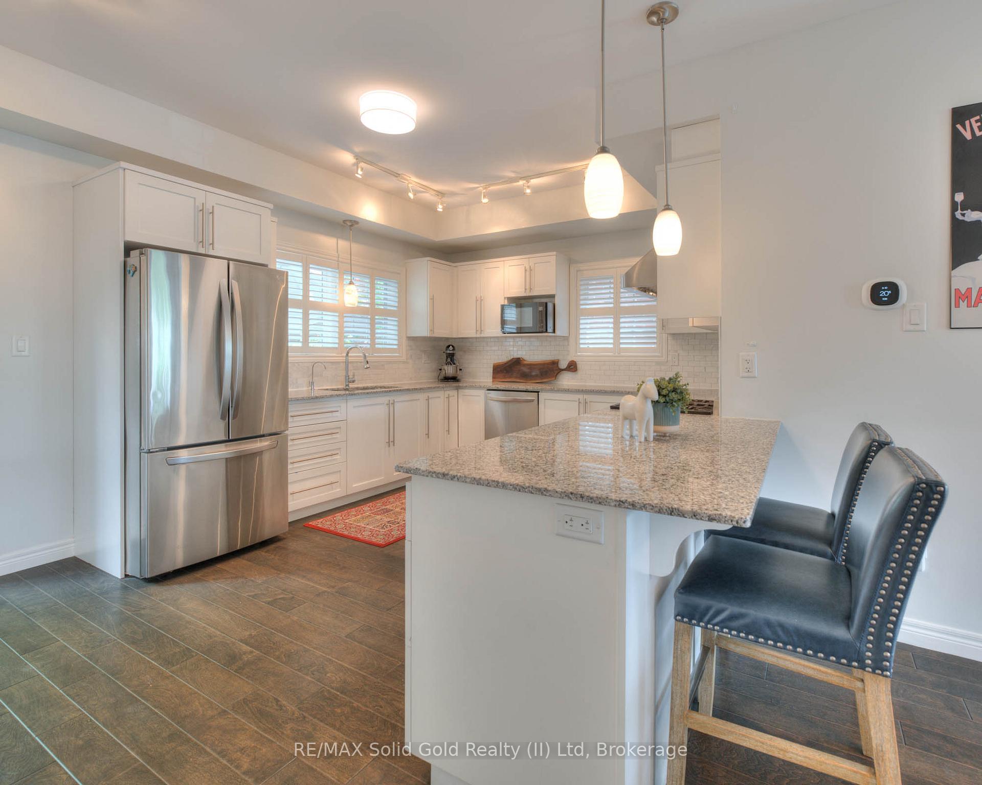 Photo 11 of 348 Louisa Street, Kitchener — HOMEH