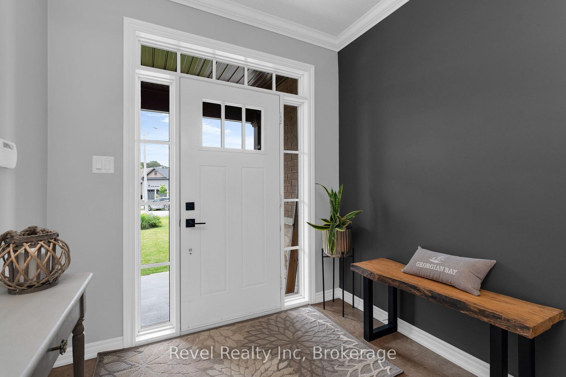 Photo 2 of 413 Russ Howard Drive, Midland — HOMEH