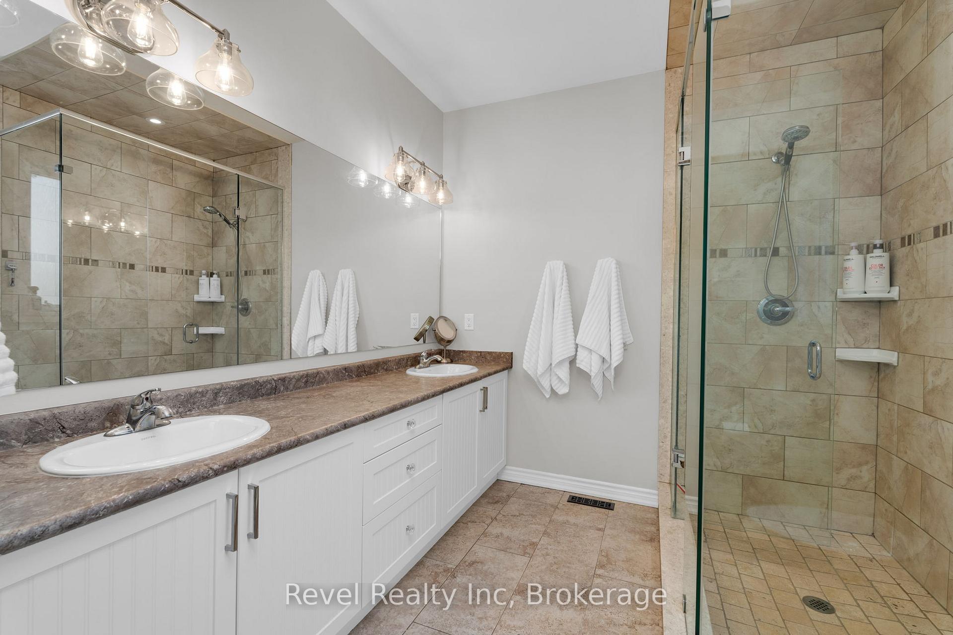 Photo 14 of 413 Russ Howard Drive, Midland — HOMEH
