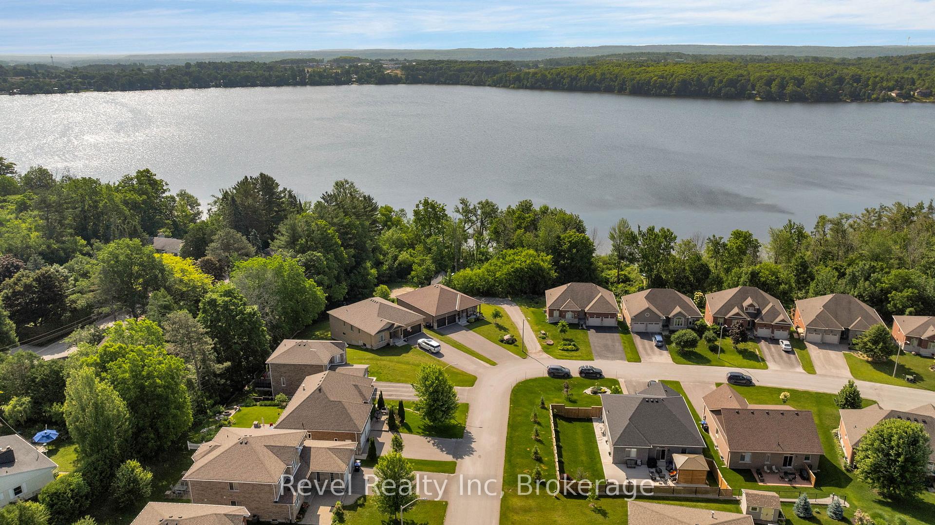 Photo 34 of 413 Russ Howard Drive, Midland — HOMEH