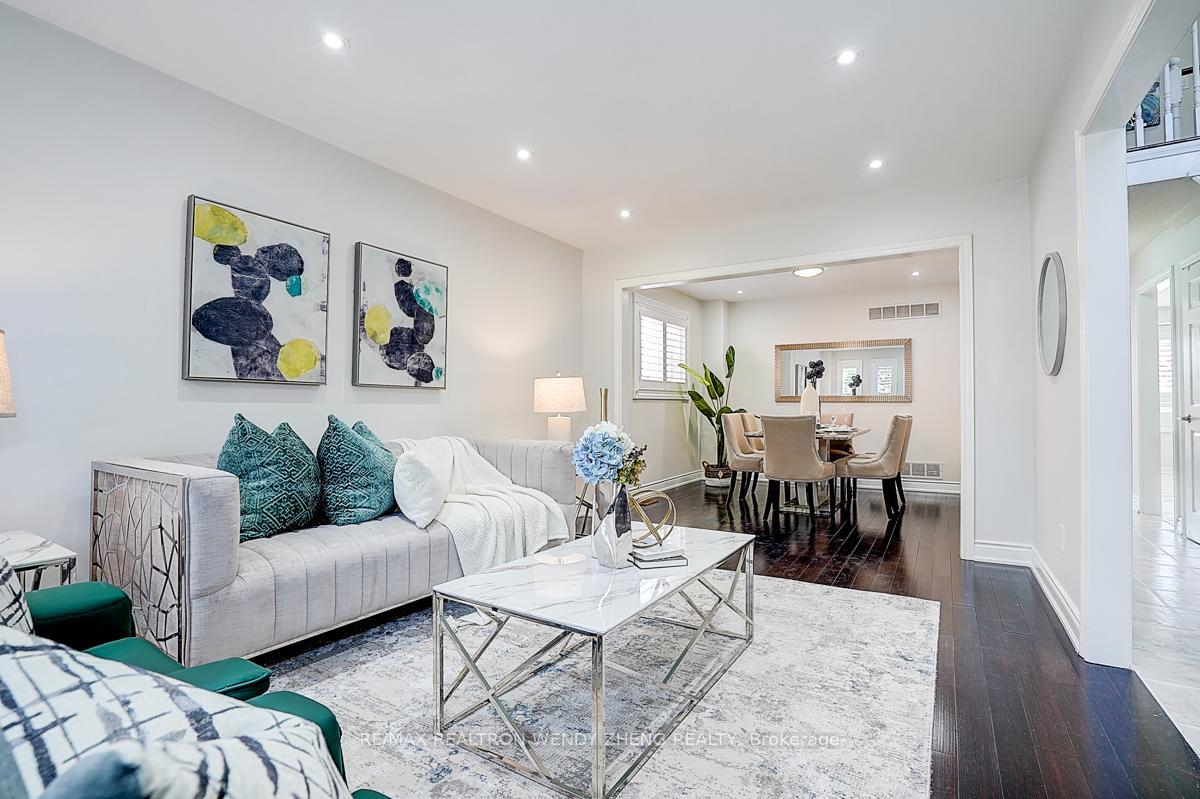 Photo 10 of 31 Durant Crescent, Markham, Middlefield — HOMEH