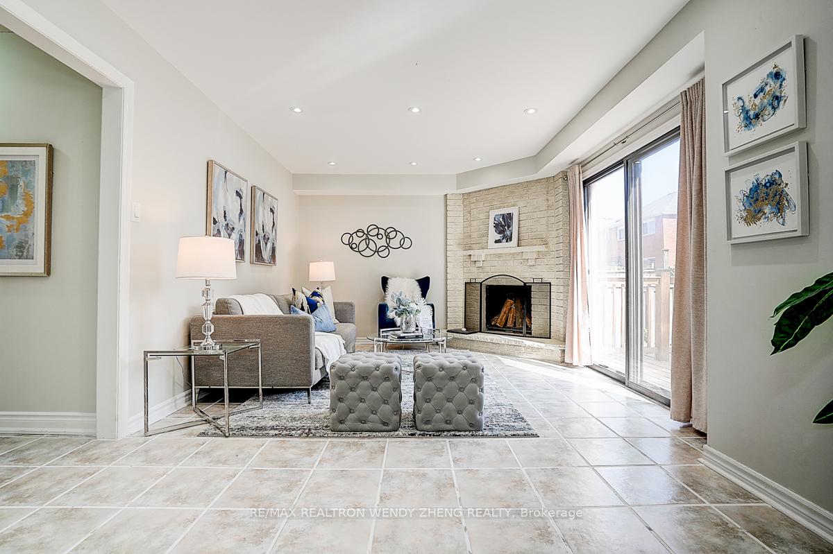 Photo 14 of 31 Durant Crescent, Markham, Middlefield — HOMEH