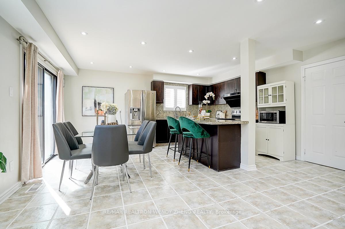 Photo 17 of 31 Durant Crescent, Markham, Middlefield — HOMEH