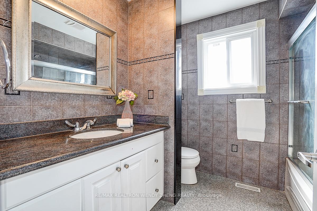 Photo 37 of 31 Durant Crescent, Markham, Middlefield — HOMEH