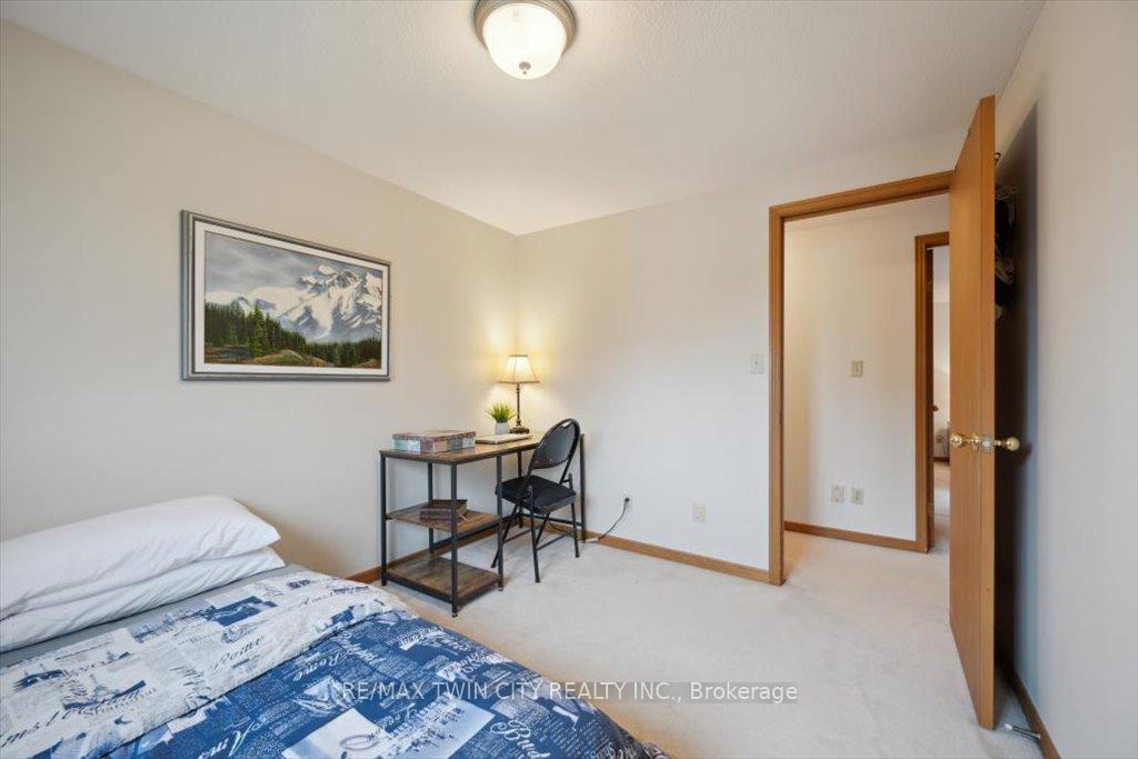 Photo 27 of 2 Cora Drive, Kitchener — HOMEH