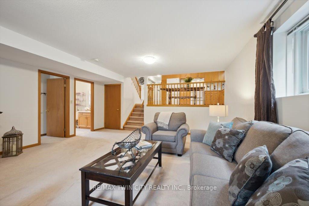 Photo 30 of 2 Cora Drive, Kitchener — HOMEH