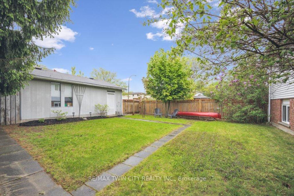Photo 39 of 2 Cora Drive, Kitchener — HOMEH