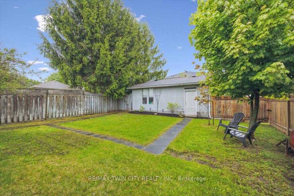 Photo 40 of 2 Cora Drive, Kitchener — HOMEH