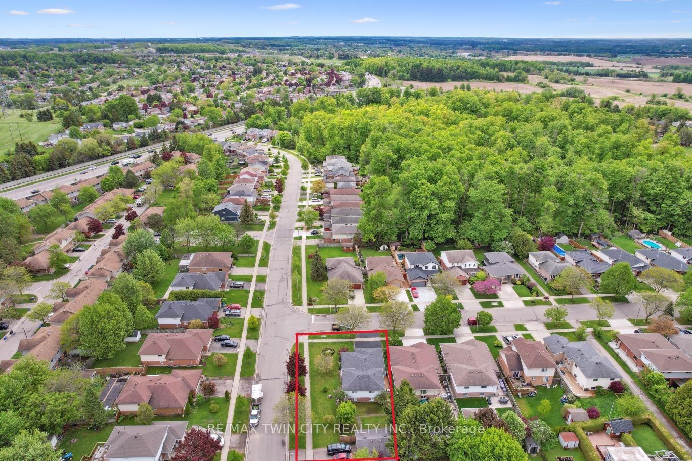 Photo 44 of 2 Cora Drive, Kitchener — HOMEH