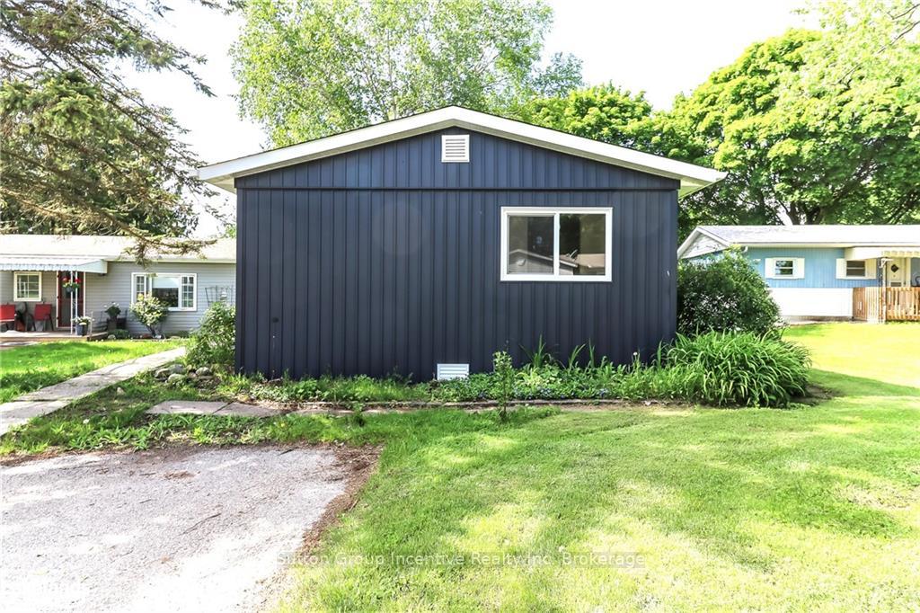 Photo 31 of 46 Hawthorne Drive, Innisfil, Rural Innisfil — HOMEH