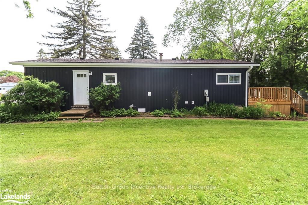 Photo 33 of 46 Hawthorne Drive, Innisfil, Rural Innisfil — HOMEH