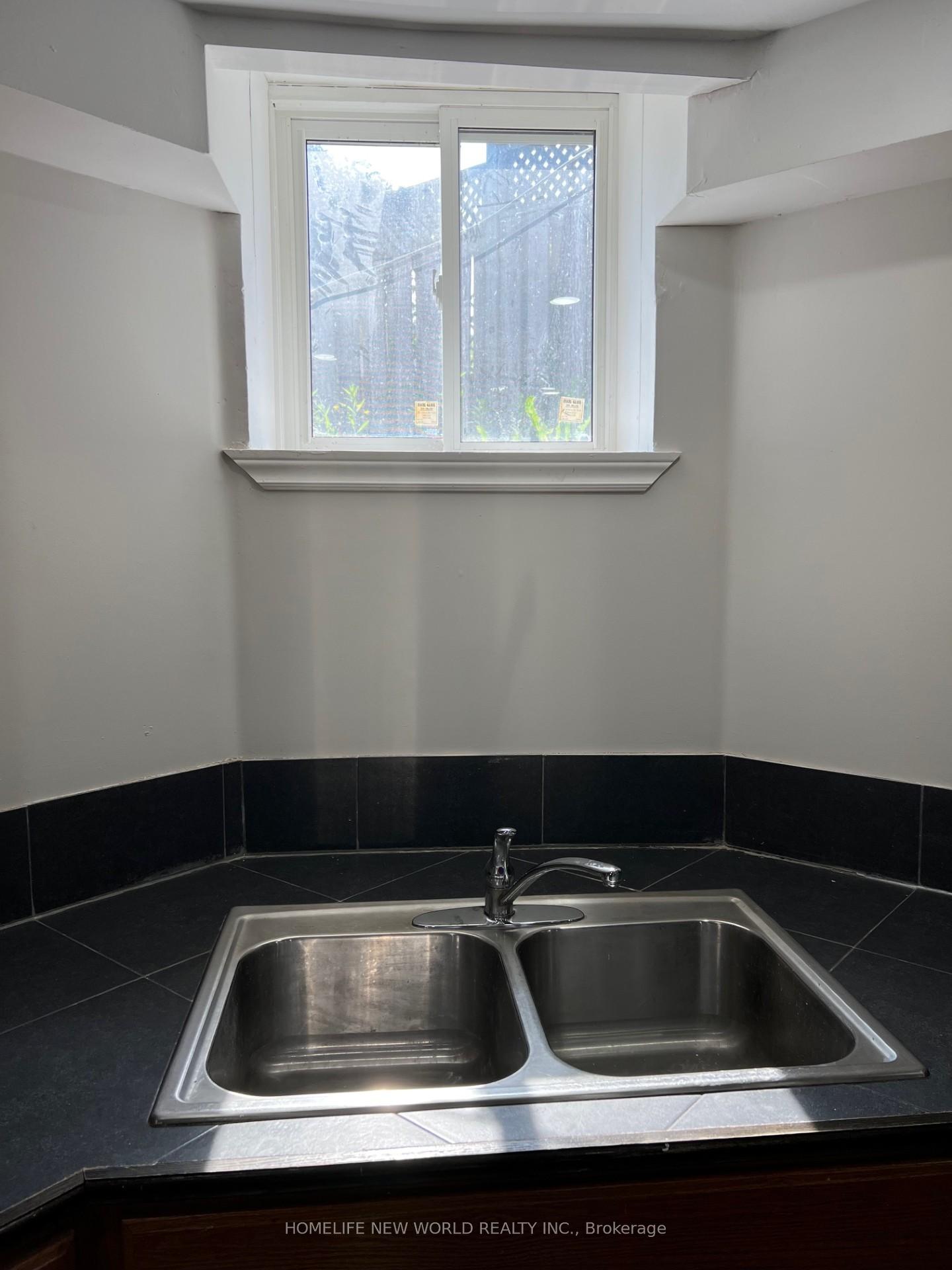 Photo 16 of Unit Bsmt, 43 Fonda Road, Markham, Middlefield — HOMEH
