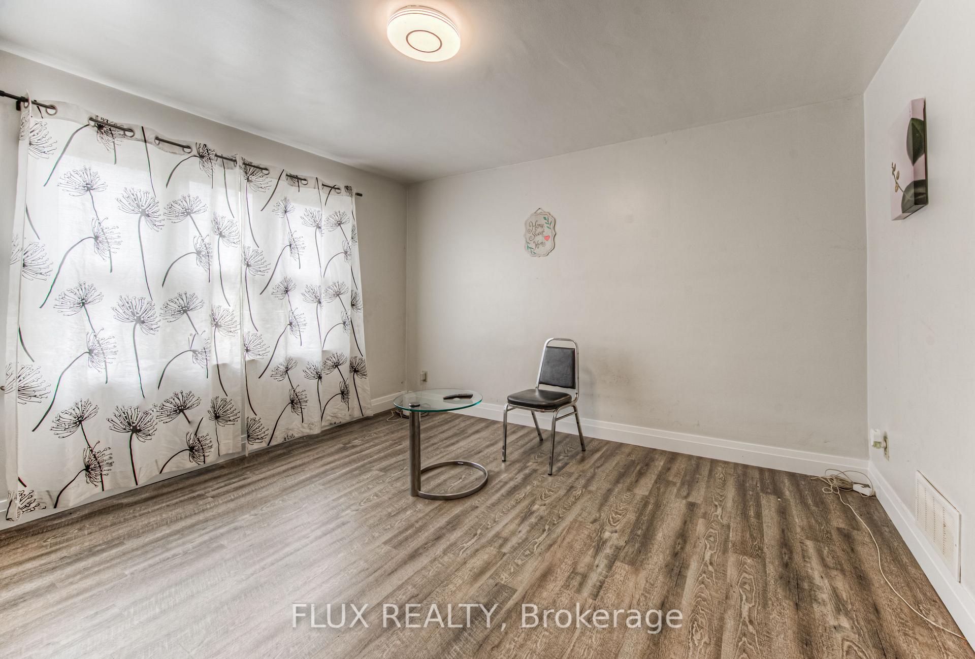 Photo 7 of 152 Binscarth Road, Kitchener — HOMEH