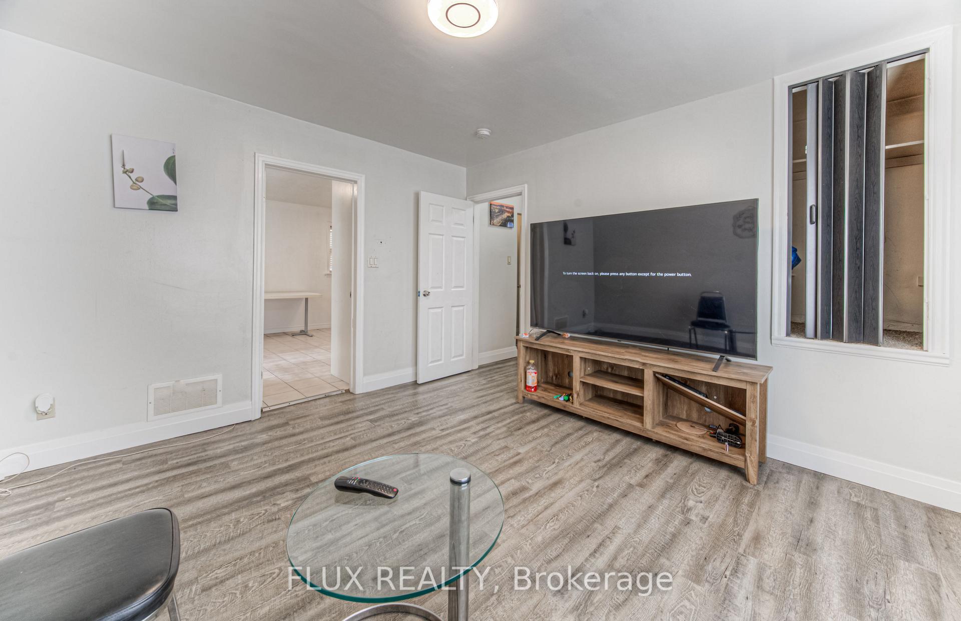 Photo 8 of 152 Binscarth Road, Kitchener — HOMEH