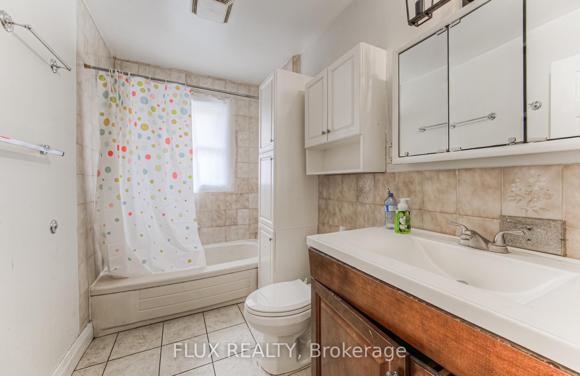 Photo 18 of 152 Binscarth Road, Kitchener — HOMEH