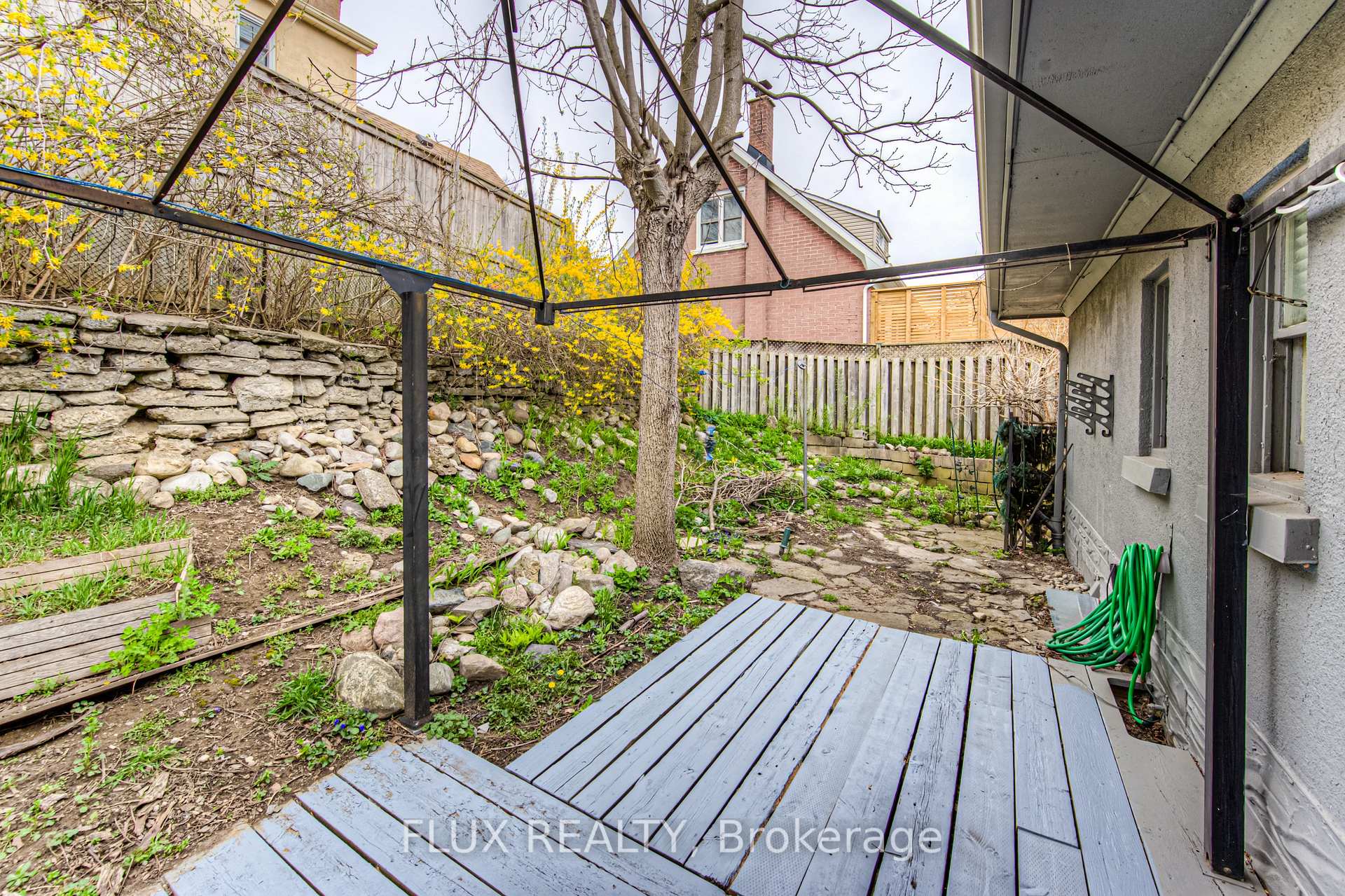 Photo 32 of 152 Binscarth Road, Kitchener — HOMEH