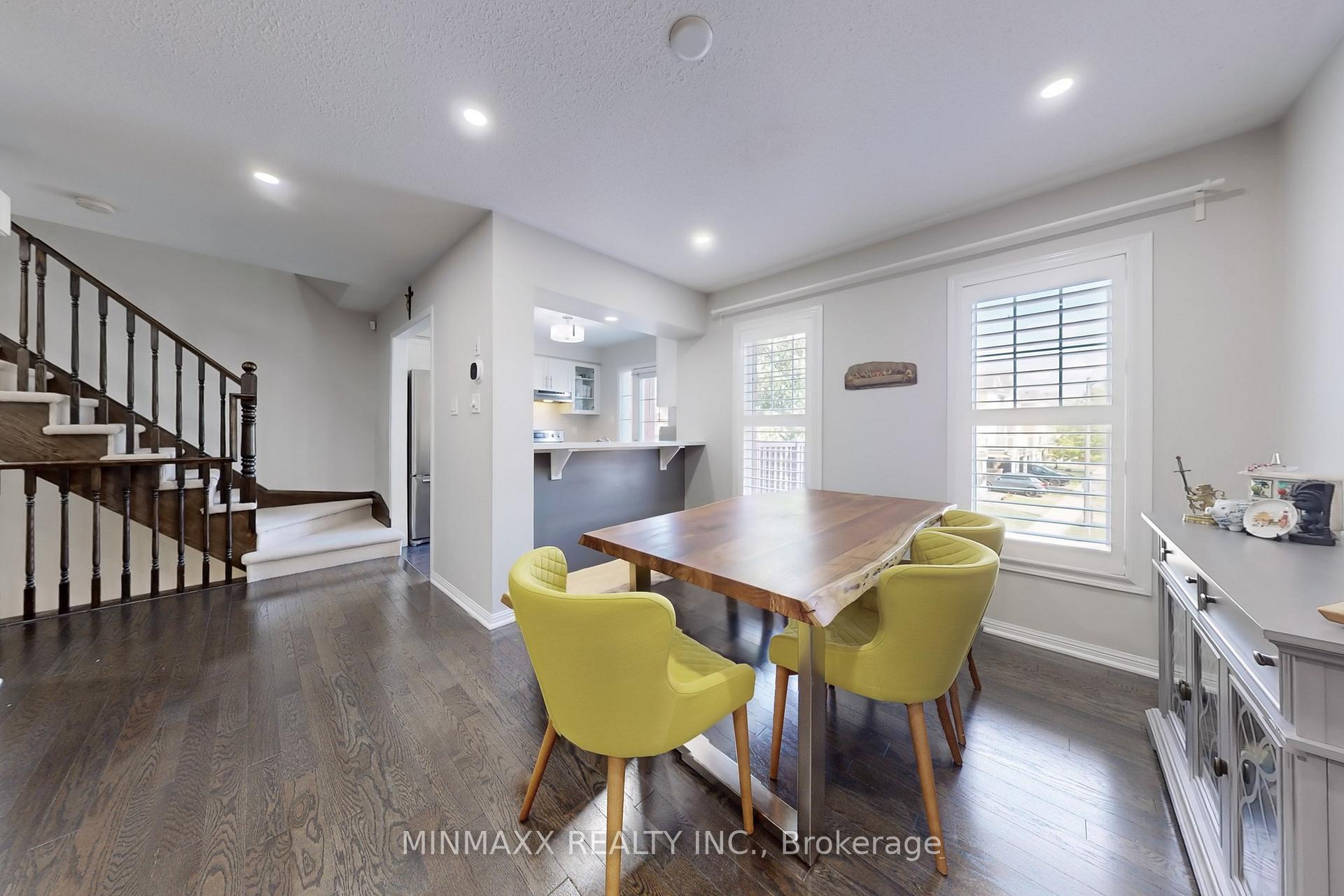 Photo 13 of 449 Dalhousie Gate, Milton, Willmott — HOMEH