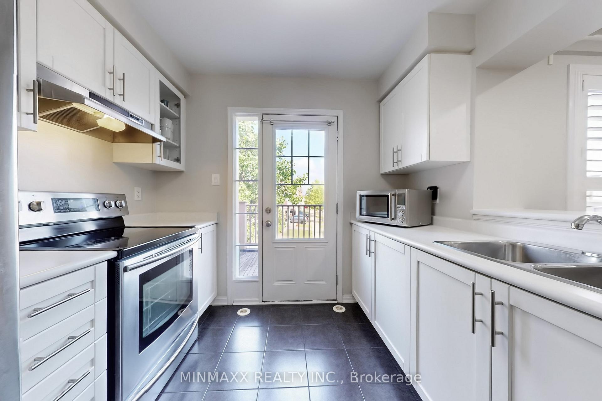 Photo 16 of 449 Dalhousie Gate, Milton, Willmott — HOMEH