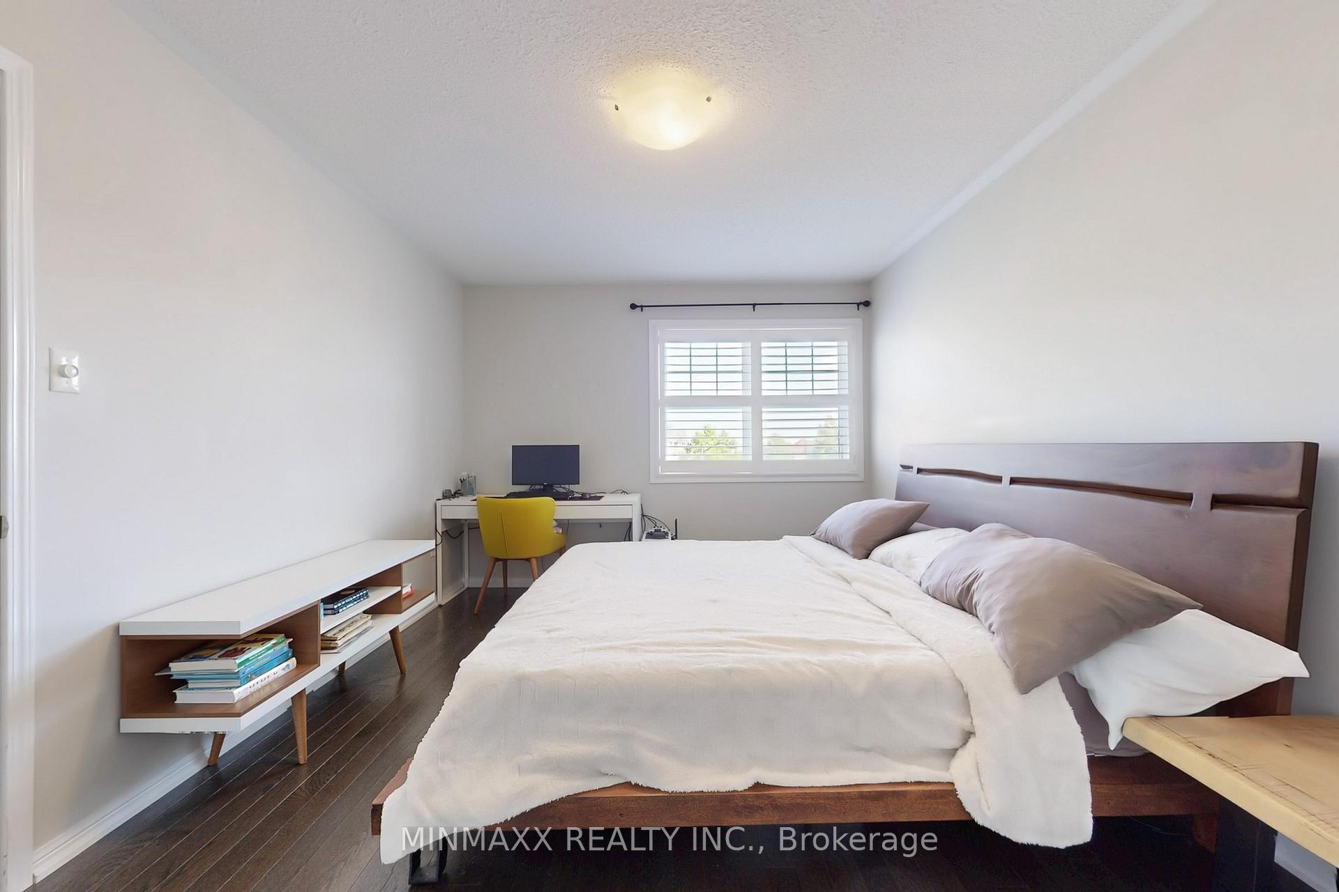 Photo 30 of 449 Dalhousie Gate, Milton, Willmott — HOMEH