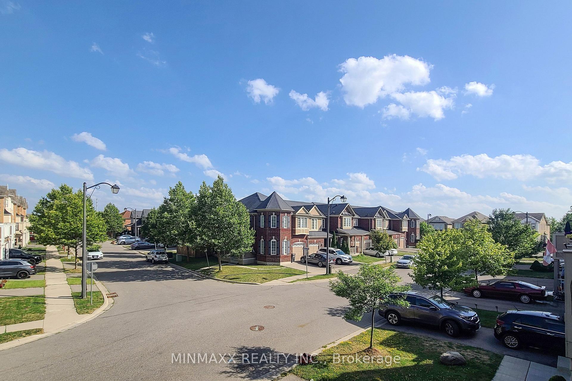 Photo 50 of 449 Dalhousie Gate, Milton, Willmott — HOMEH