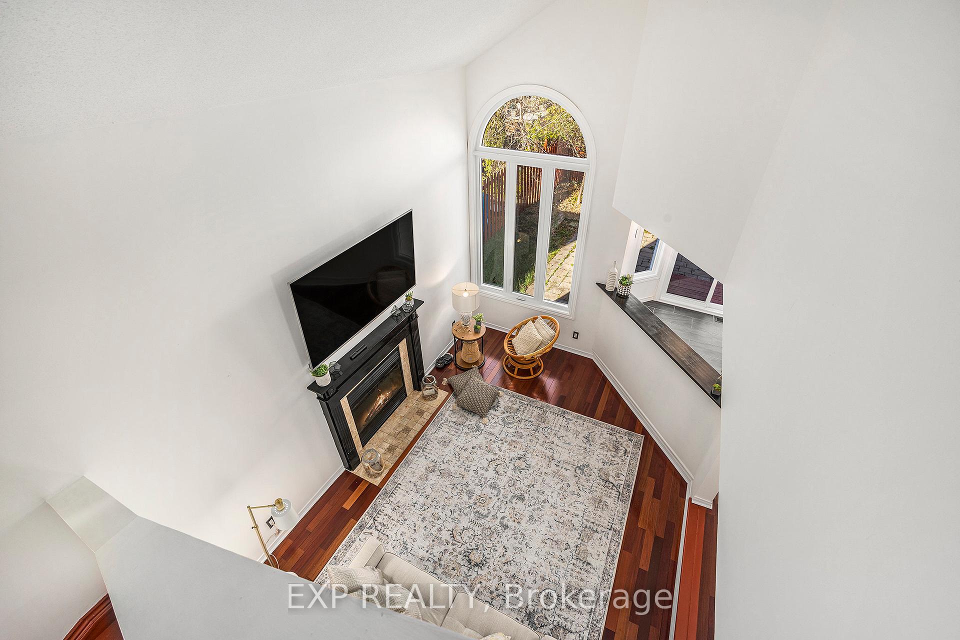 Photo 11 of 33 Bridle Park Drive, Ottawa, Kanata - Bridlewood — HOMEH
