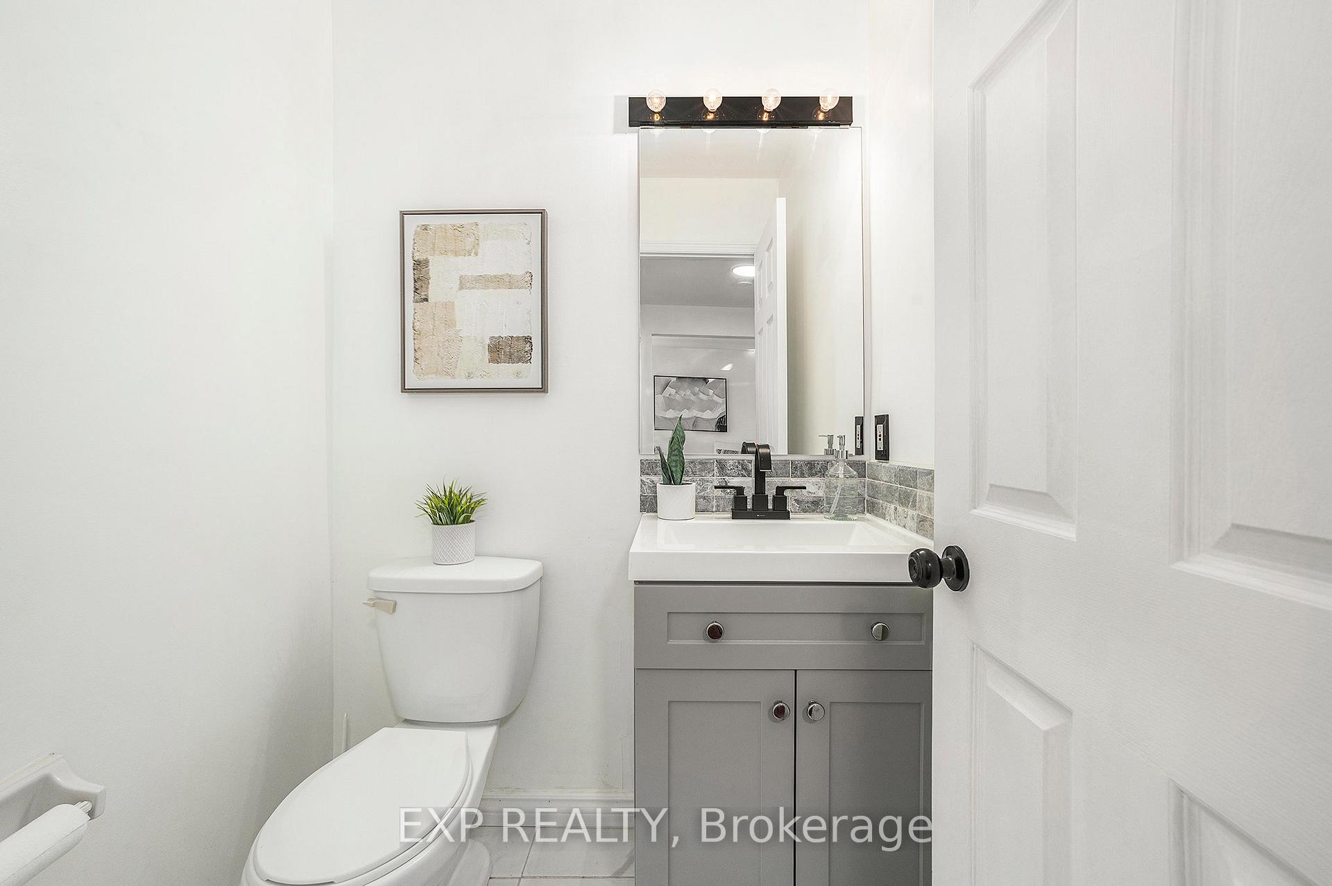Photo 13 of 33 Bridle Park Drive, Ottawa, Kanata - Bridlewood — HOMEH