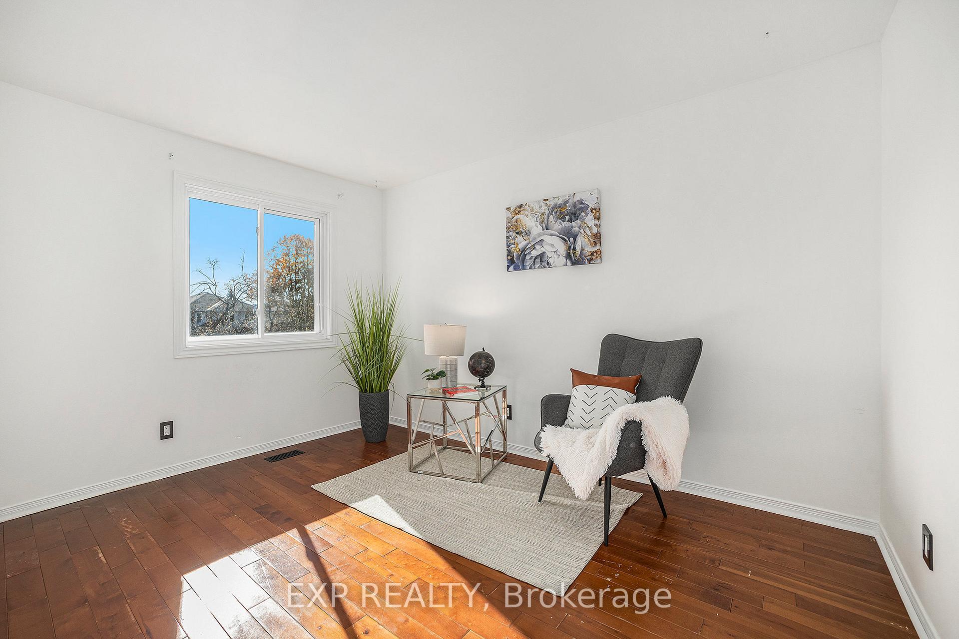 Photo 20 of 33 Bridle Park Drive, Ottawa, Kanata - Bridlewood — HOMEH