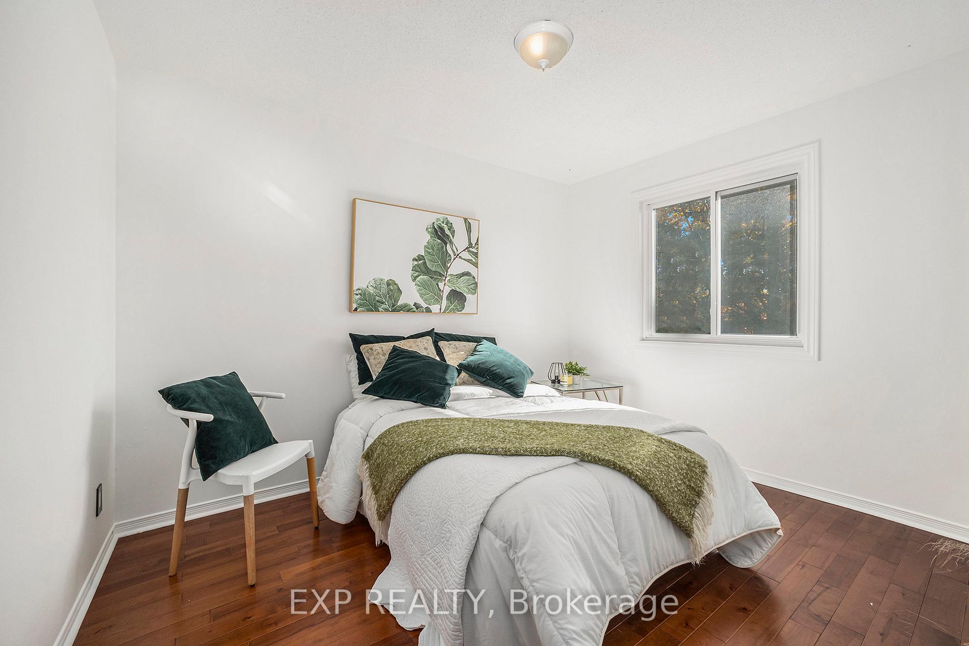 Photo 21 of 33 Bridle Park Drive, Ottawa, Kanata - Bridlewood — HOMEH