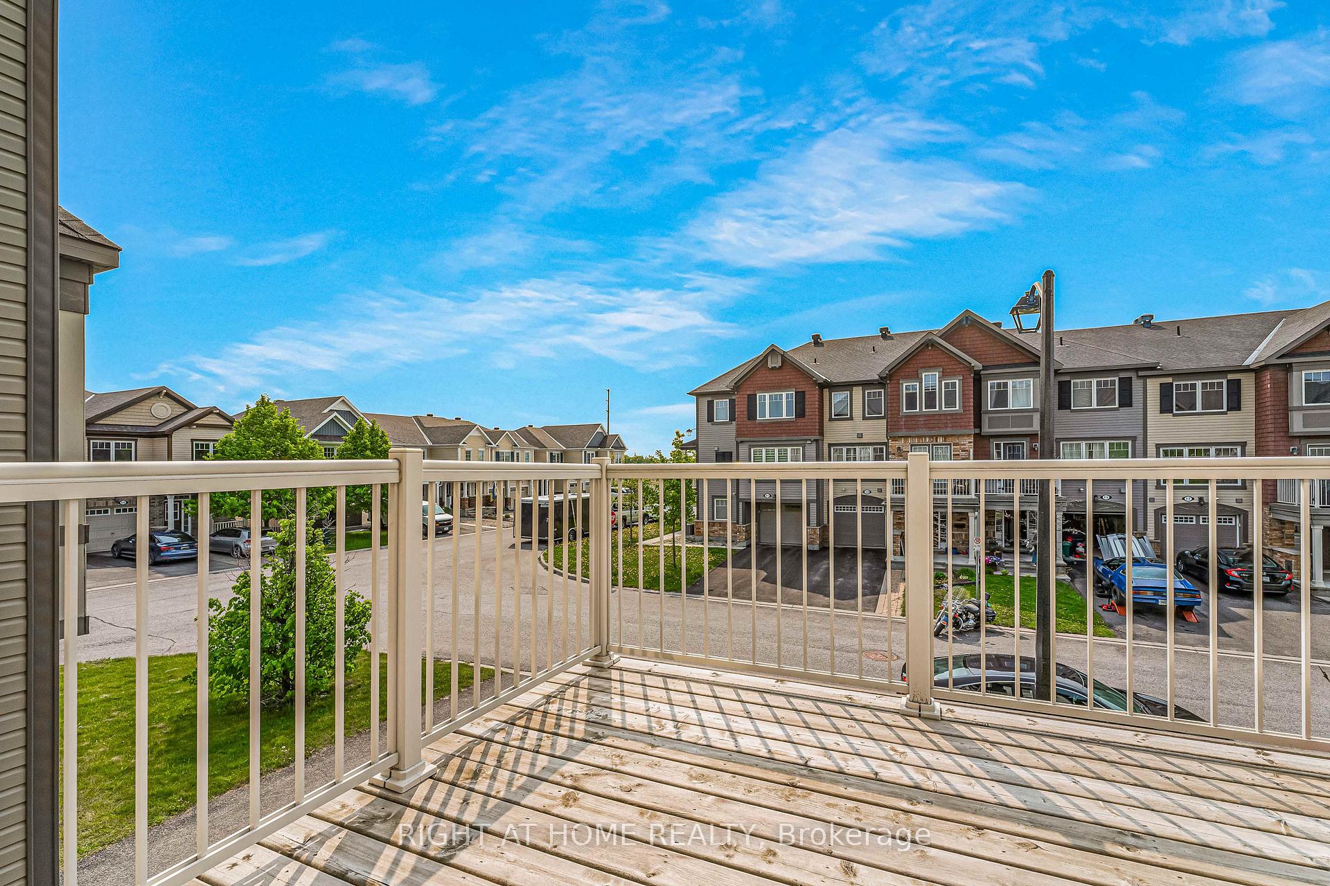 Photo 22 of 12 Streambank Street, Ottawa, Kanata - Emerald Meadows/Trailwest — HOMEH