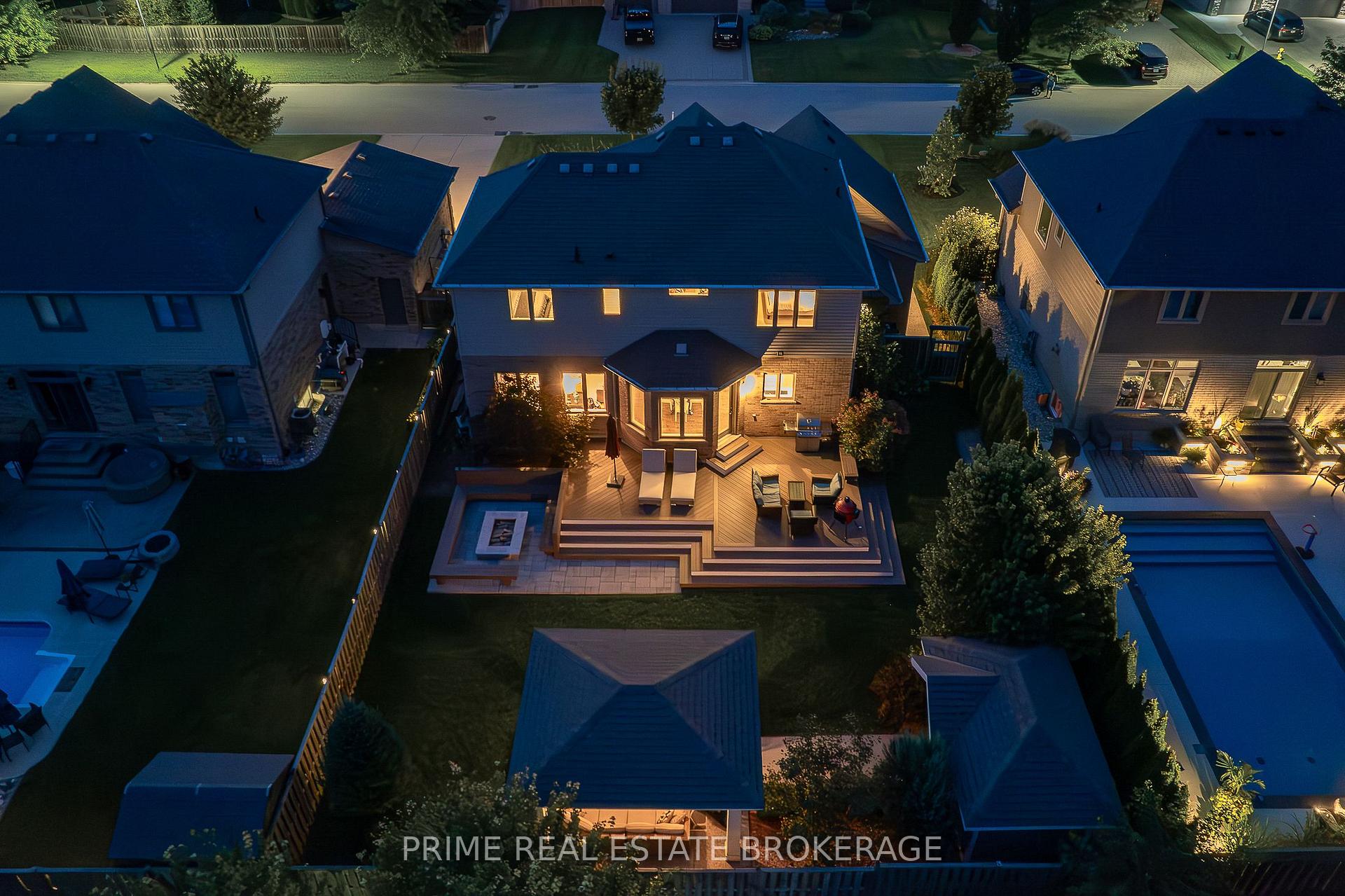Front of 56 Fieldstone Crescent S