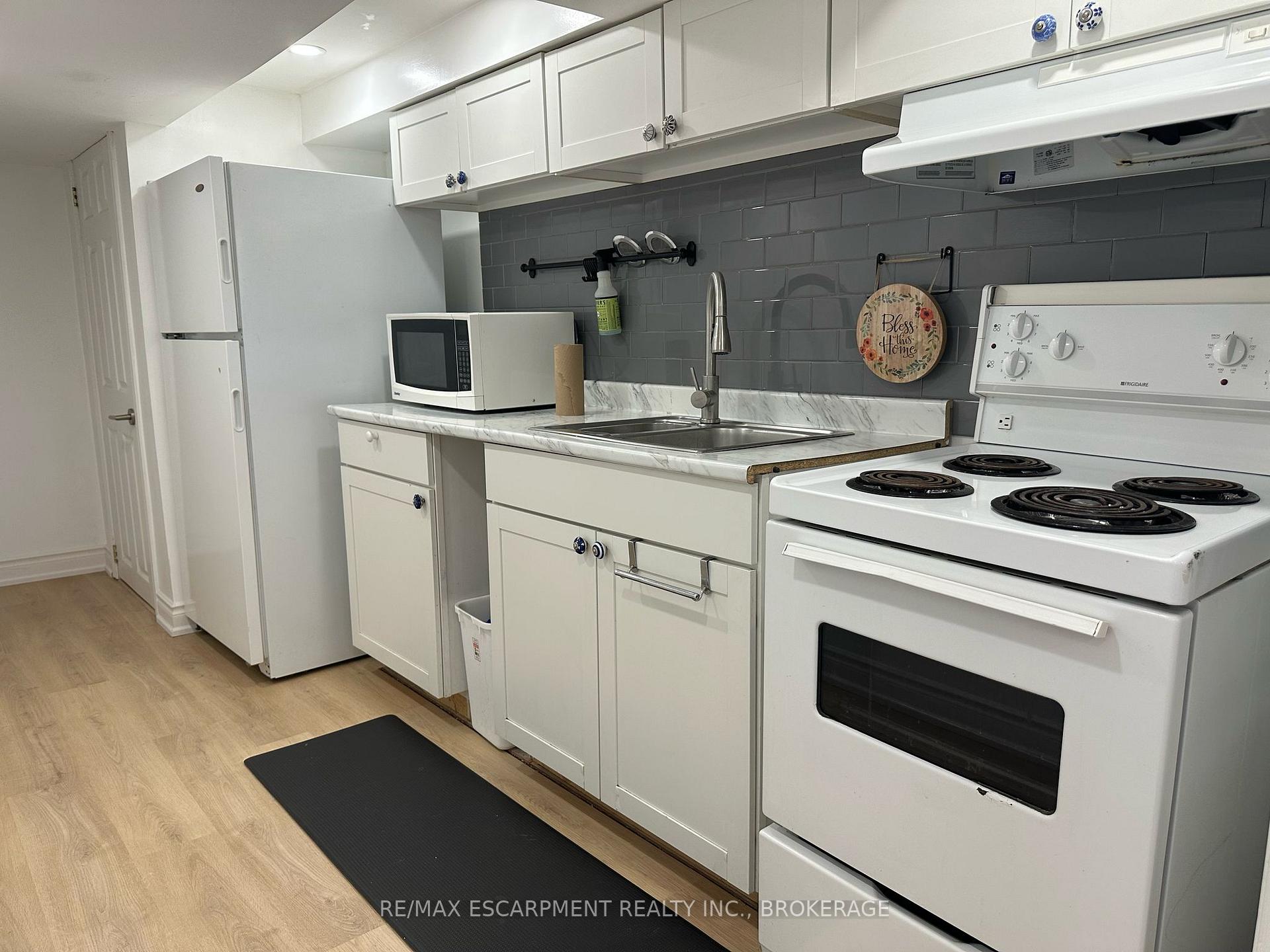 Photo 2 of Unit Lower, 342 East 23RD Street, Hamilton, Burkholme — HOMEH