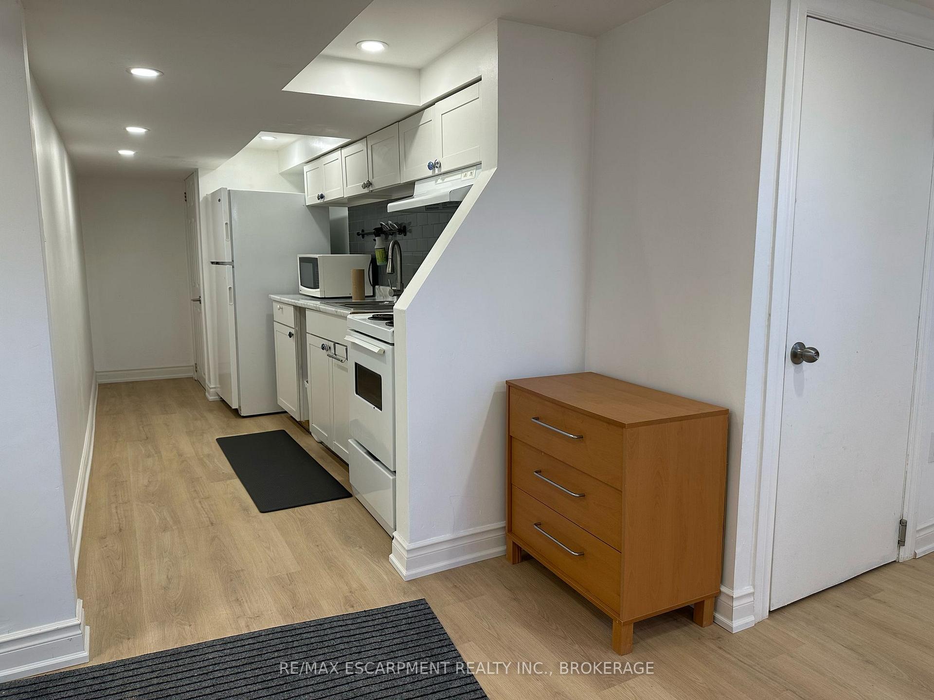 Photo 3 of Unit Lower, 342 East 23RD Street, Hamilton, Burkholme — HOMEH