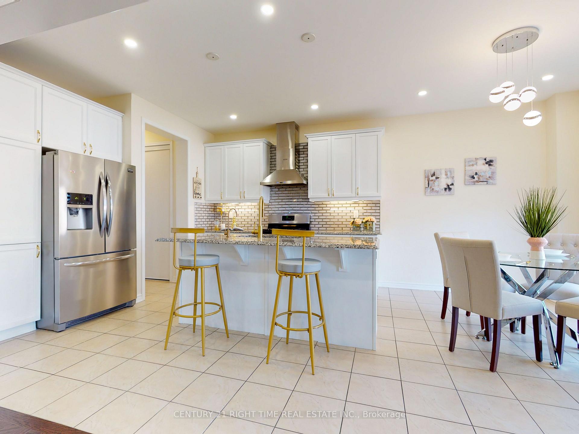 Photo 15 of 314 Grovehill Crescent, Kitchener, Rosenburg — HOMEH