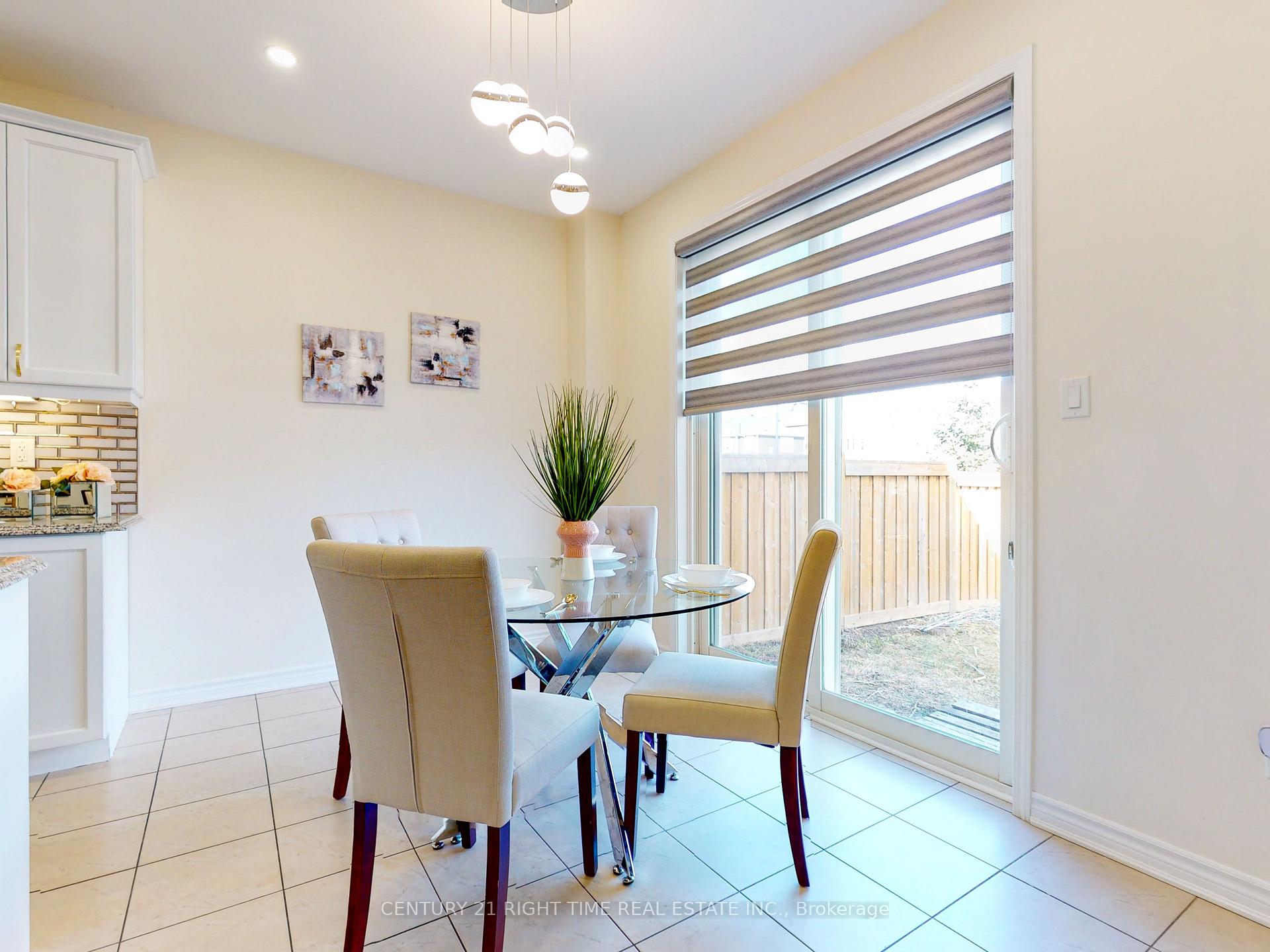 Photo 20 of 314 Grovehill Crescent, Kitchener, Rosenburg — HOMEH