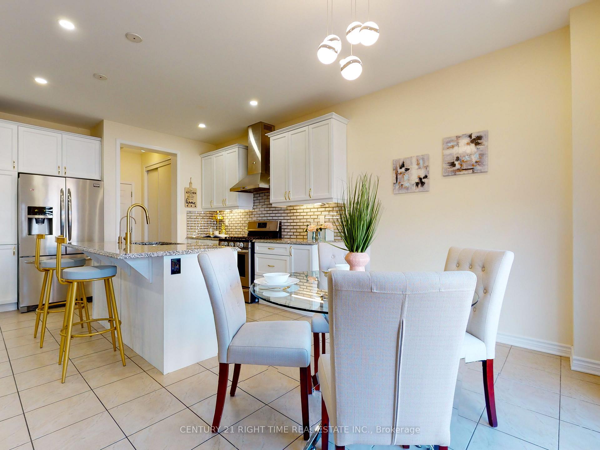 Photo 21 of 314 Grovehill Crescent, Kitchener, Rosenburg — HOMEH
