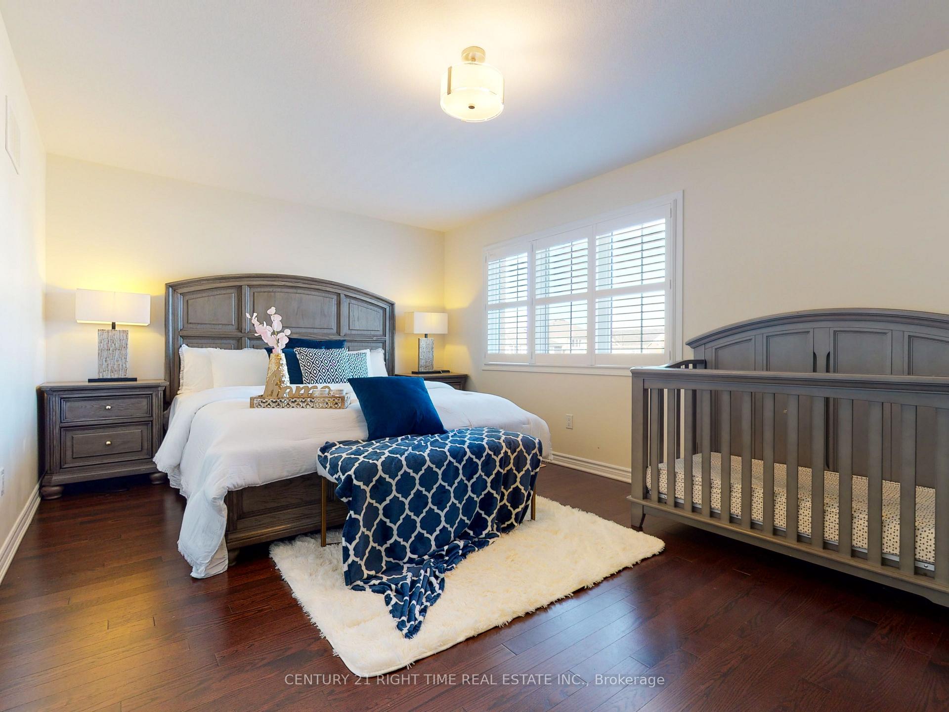 Photo 26 of 314 Grovehill Crescent, Kitchener, Rosenburg — HOMEH