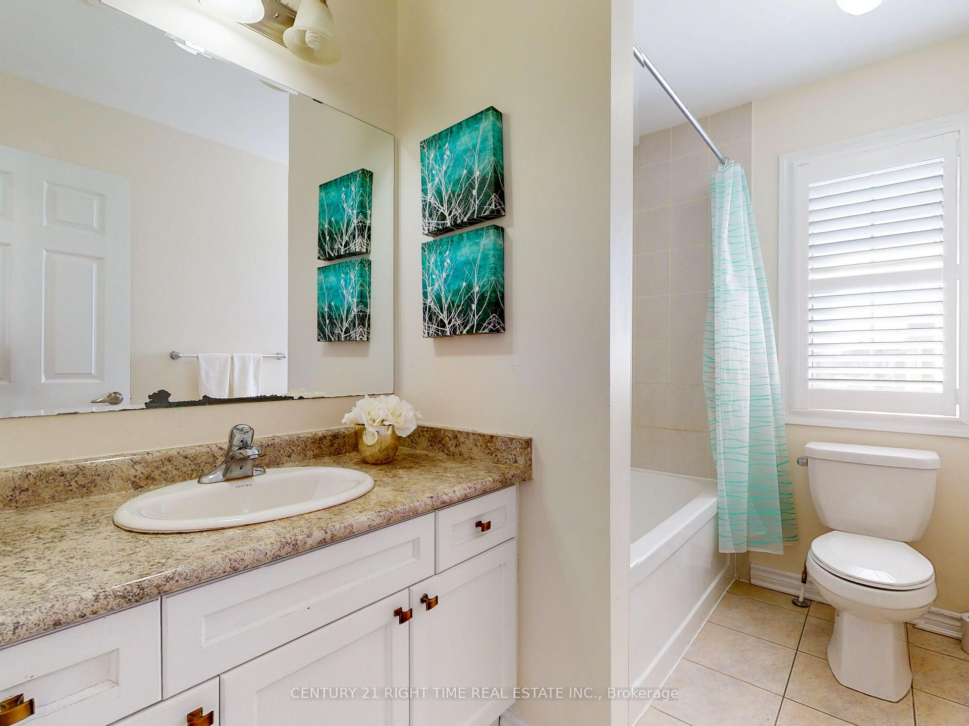 Photo 37 of 314 Grovehill Crescent, Kitchener, Rosenburg — HOMEH