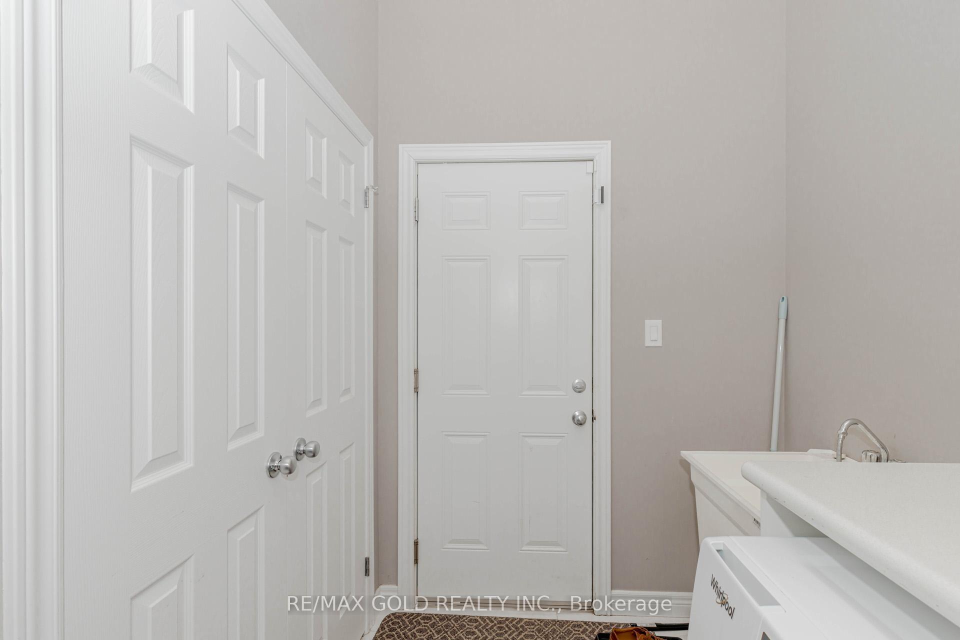 Photo 25 of 573 Florencedale Crescent, Kitchener — HOMEH