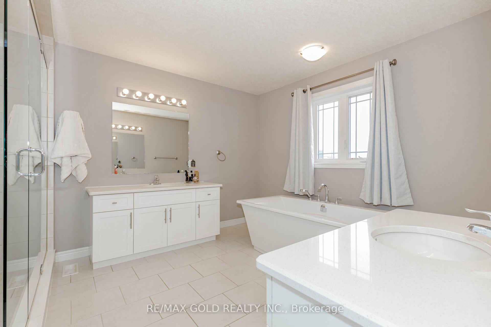 Photo 28 of 573 Florencedale Crescent, Kitchener — HOMEH