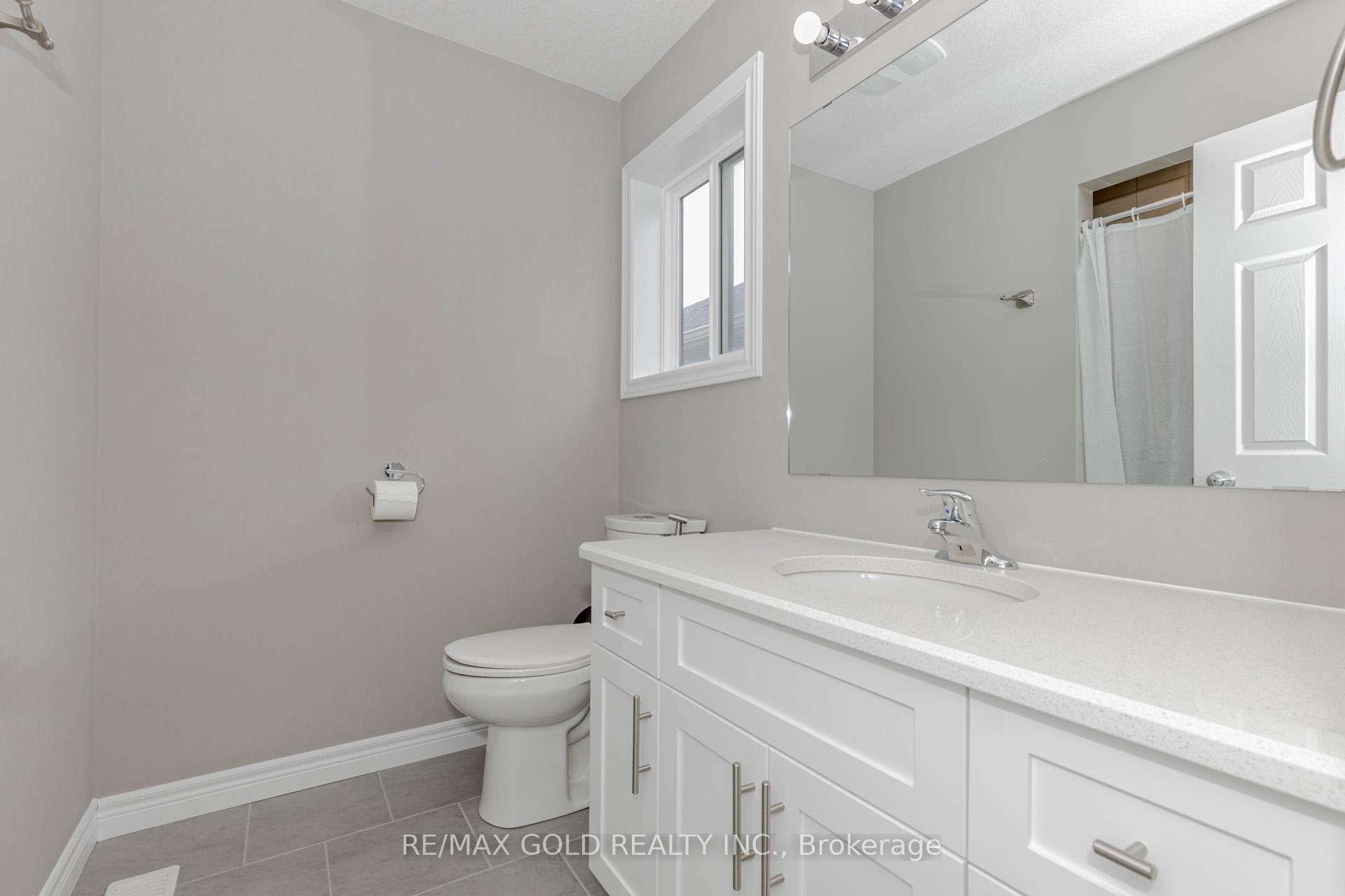 Photo 34 of 573 Florencedale Crescent, Kitchener — HOMEH