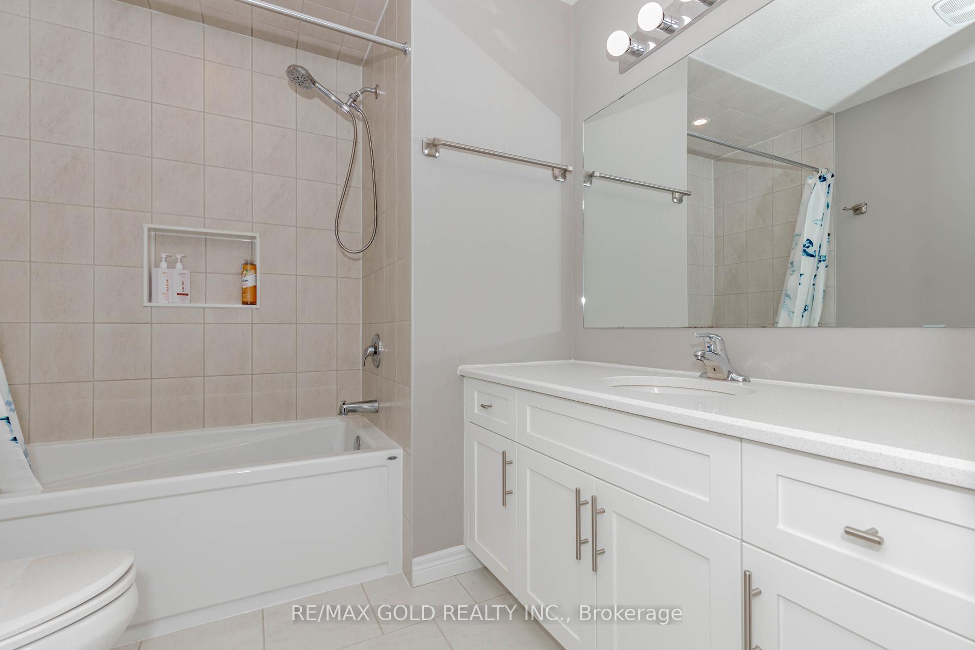 Photo 37 of 573 Florencedale Crescent, Kitchener — HOMEH